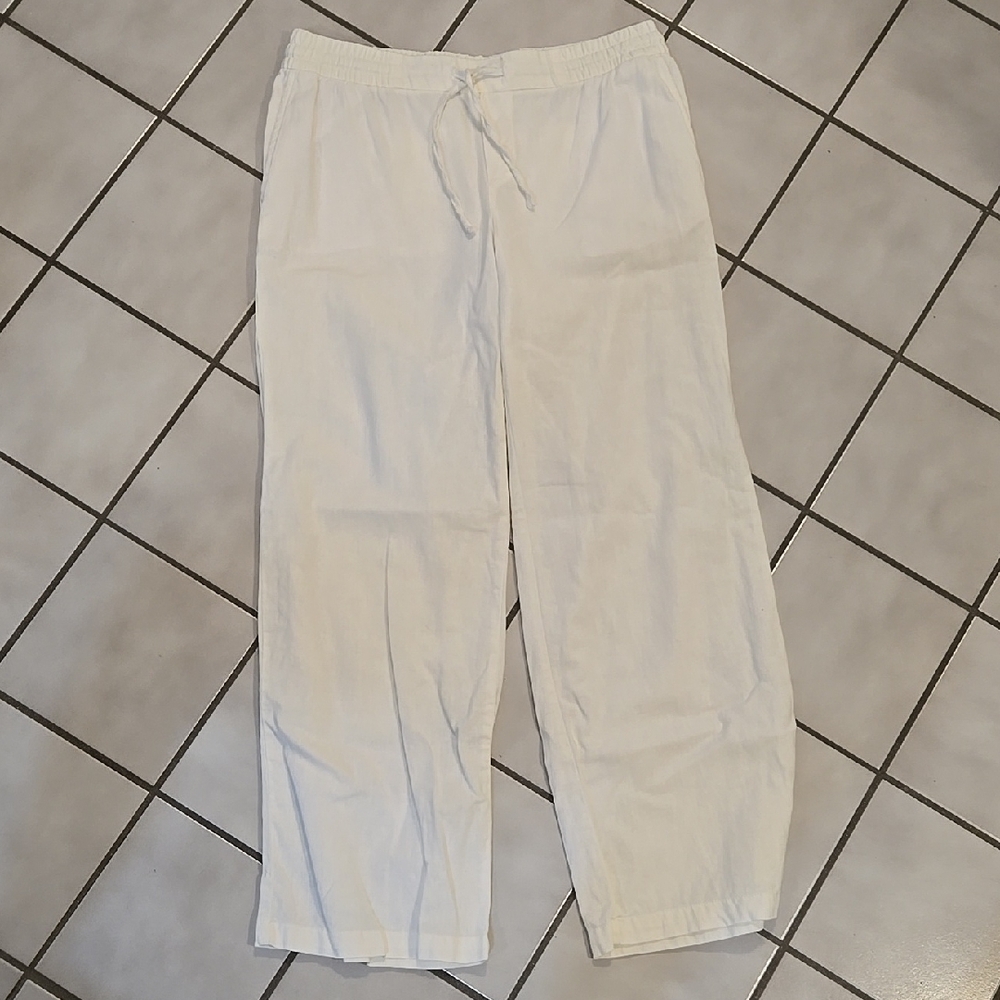 Old Navy White Relaxed Fit Linen Pants